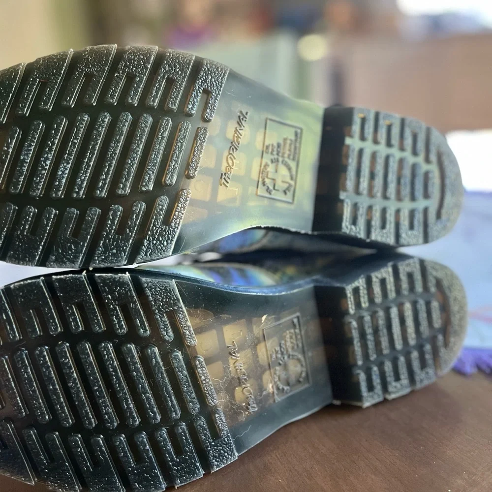 Doc Martens - Picture 5 of 5